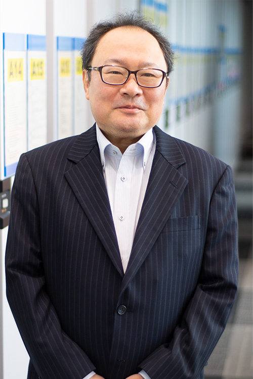 Laboratory Head Takachika Hiroi