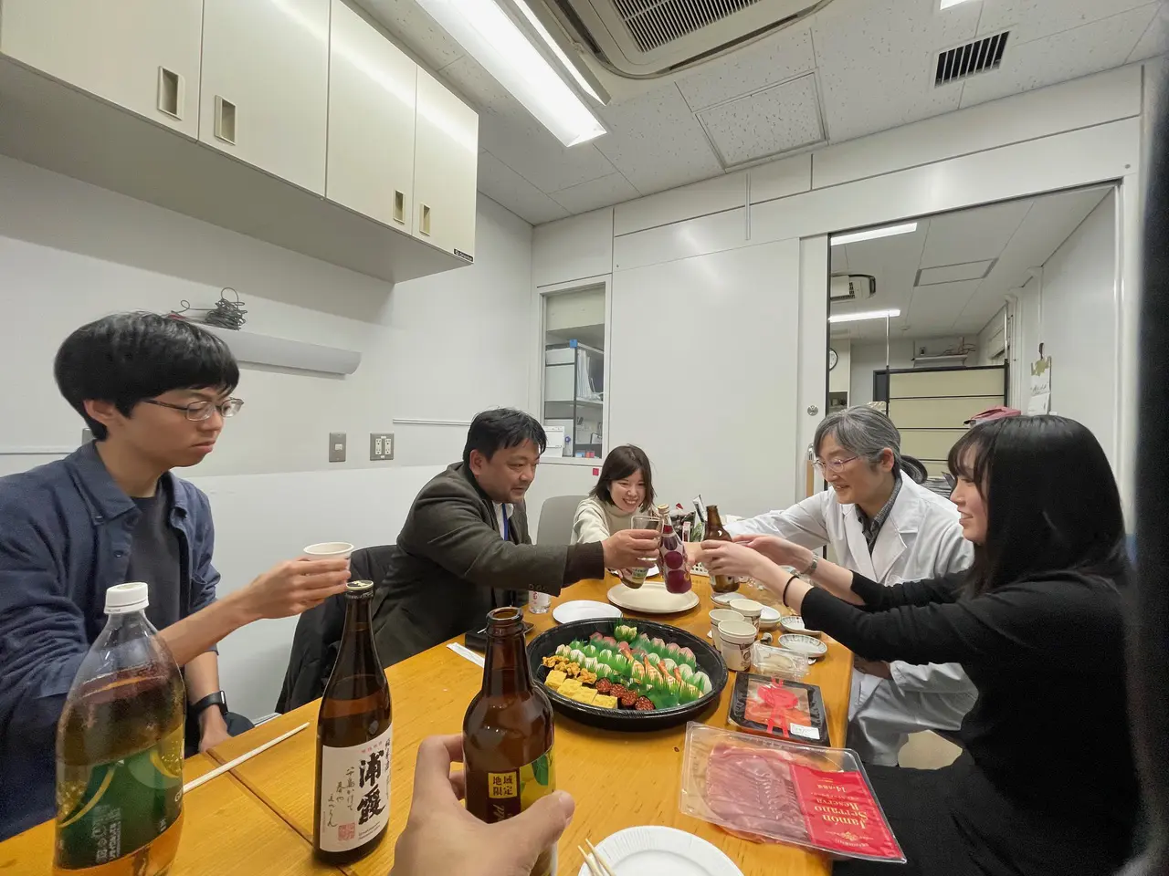 有賀さん最優秀ポスターデザイン賞受賞