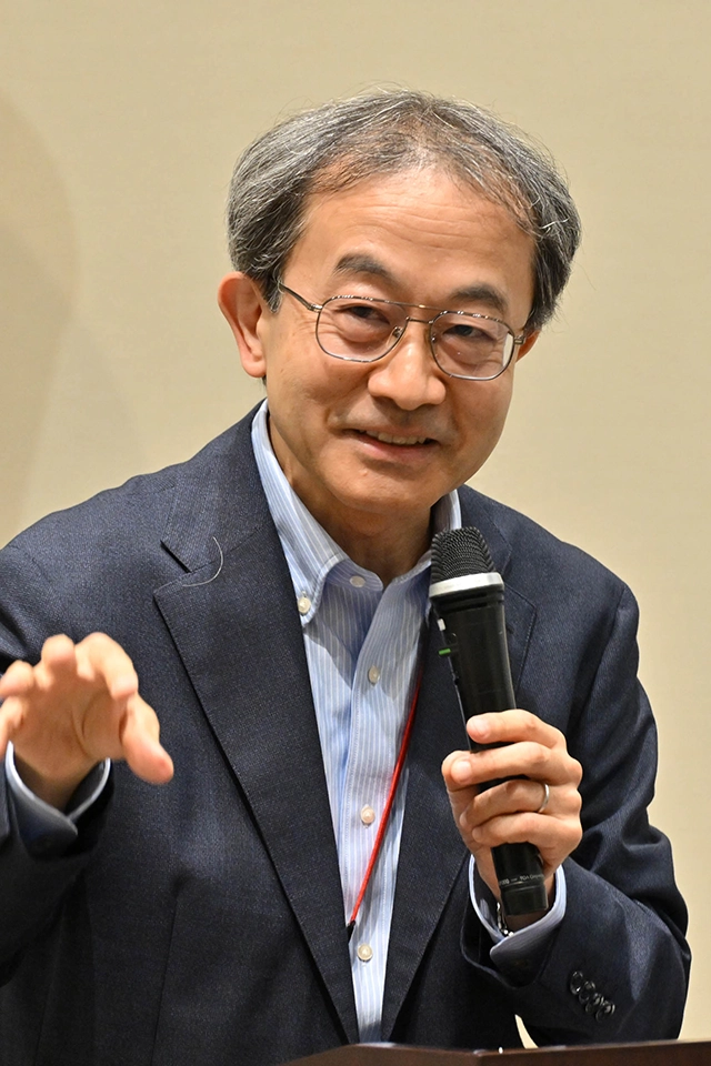 仲嶋一範教授