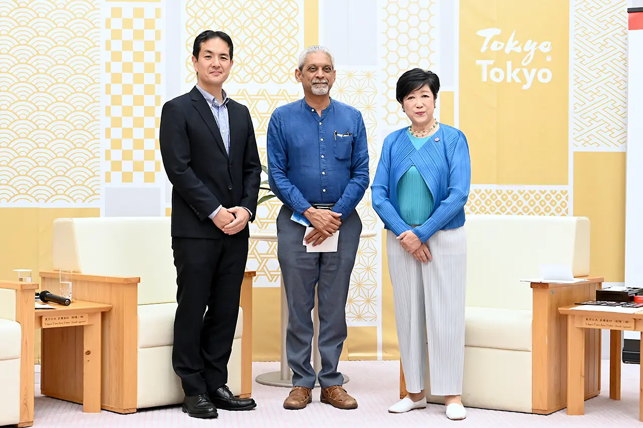 小池都知事とphoto
